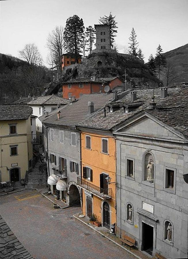 فيلا Torre Riva Dimora Storica فيومالبو المظهر الخارجي الصورة